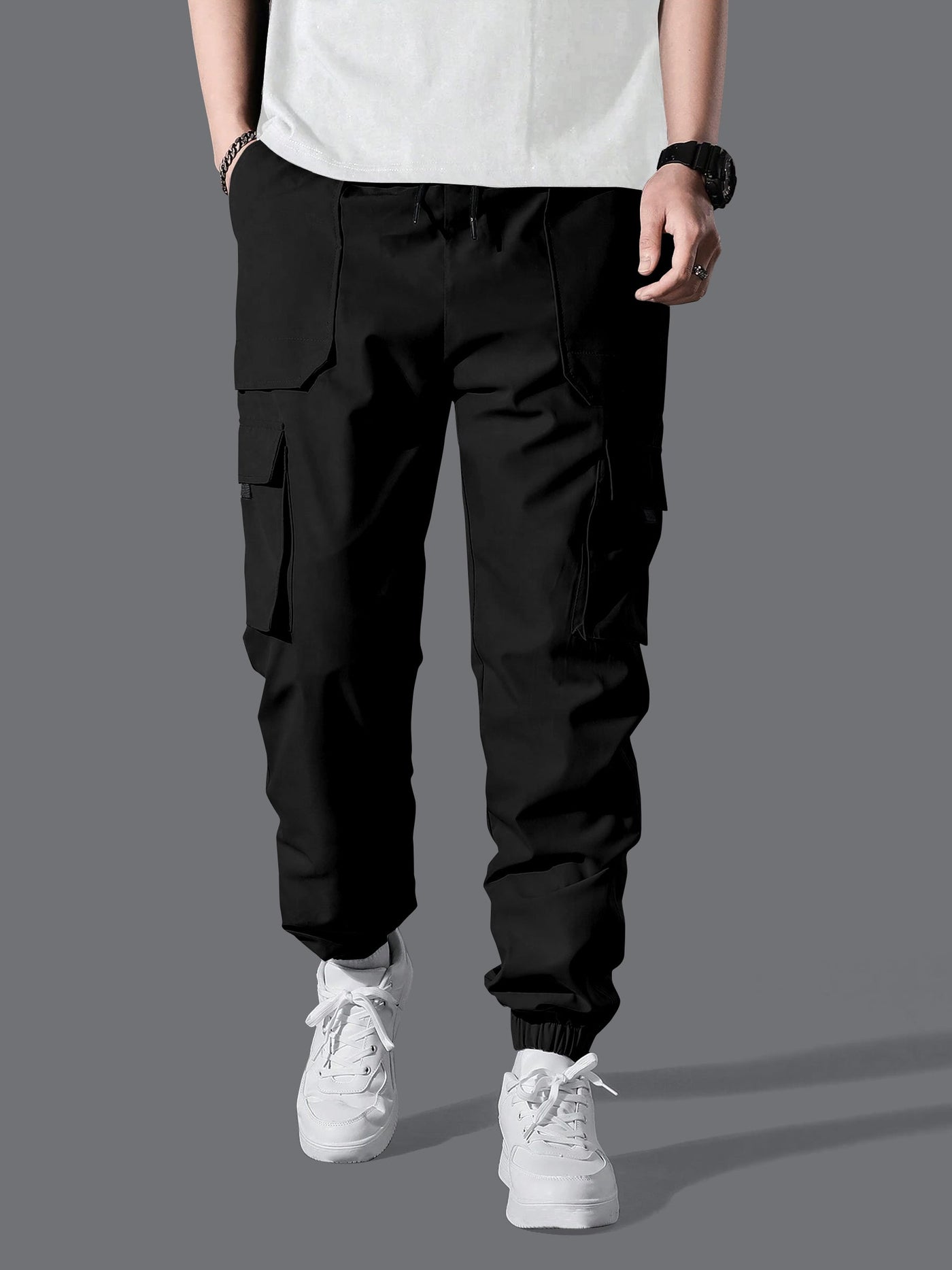 Professional Men's Cargo Pants.Classic Men's Cargo Pants with Multi-Pocket Design.Modern Fit Men's Trousers.Lightweight Men's Joggers.