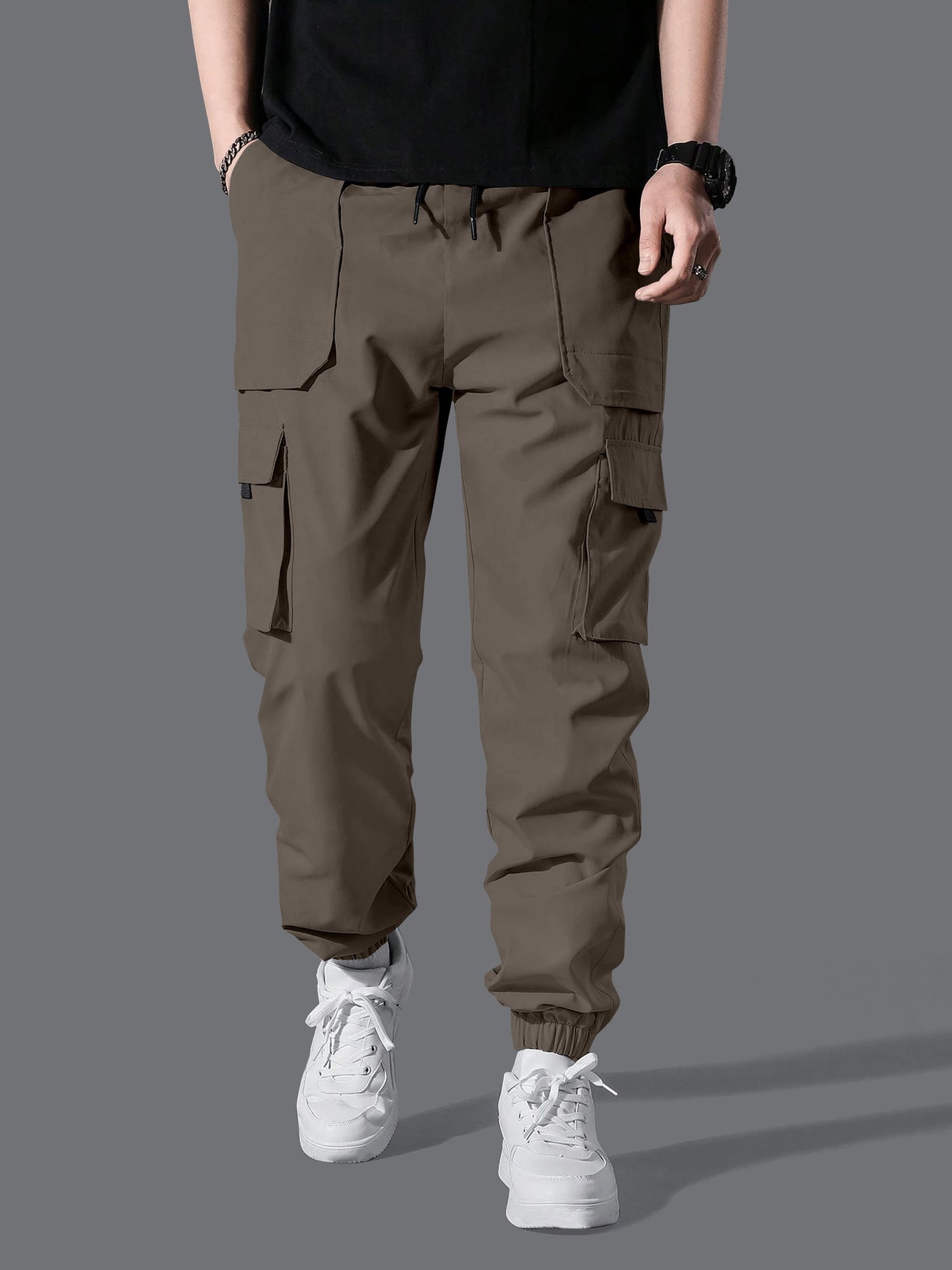 Professional Men's Cargo Pants.Classic Men's Cargo Pants with Multi-Pocket Design.Modern Fit Men's Trousers.Lightweight Men's Joggers.