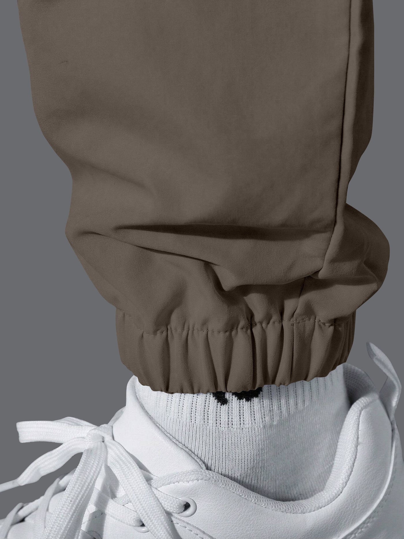 Professional Men's Cargo Pants.Classic Men's Cargo Pants with Multi-Pocket Design.Modern Fit Men's Trousers.Lightweight Men's Joggers.