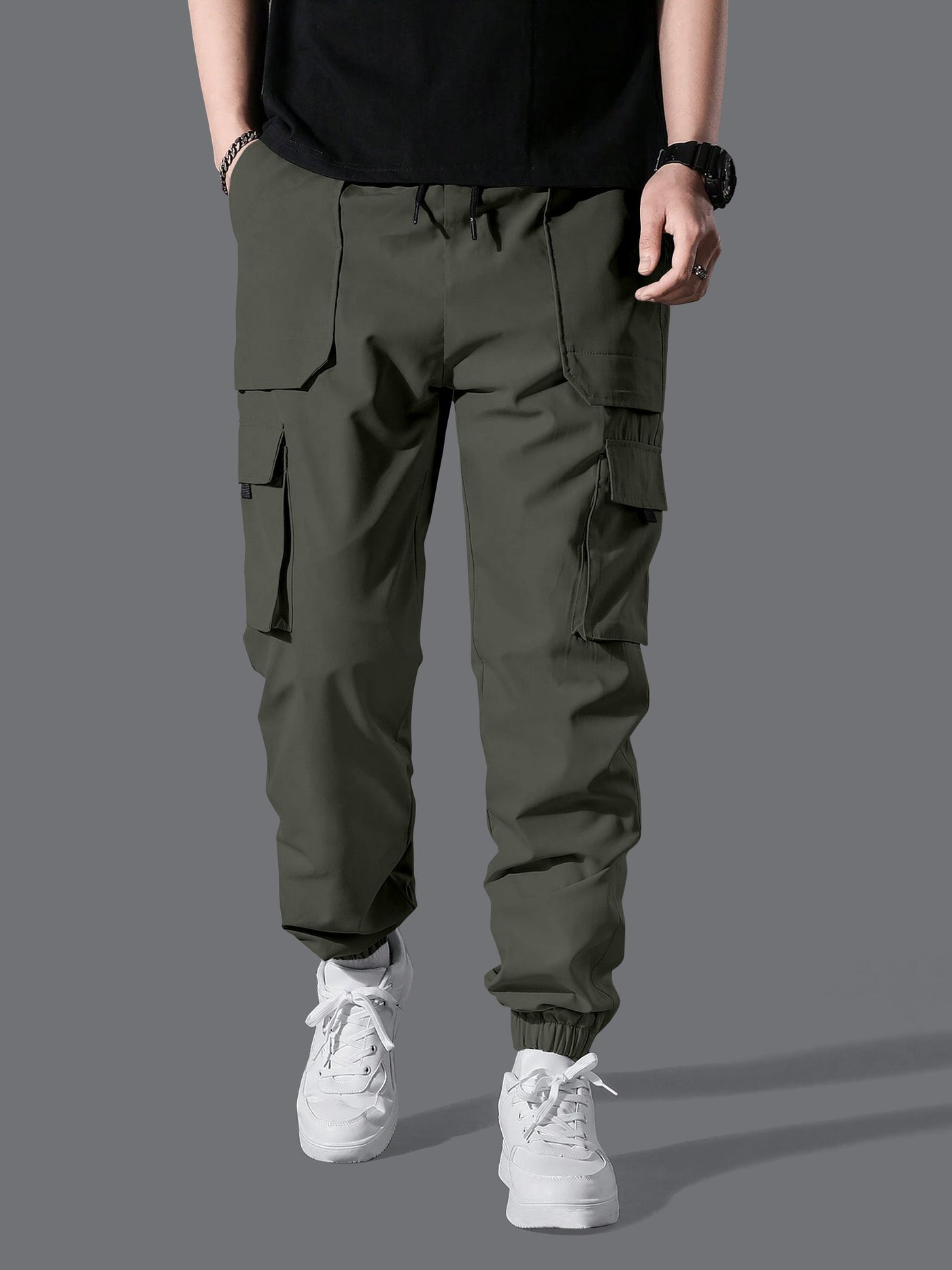 Professional Men's Cargo Pants.Classic Men's Cargo Pants with Multi-Pocket Design.Modern Fit Men's Trousers.Lightweight Men's Joggers.
