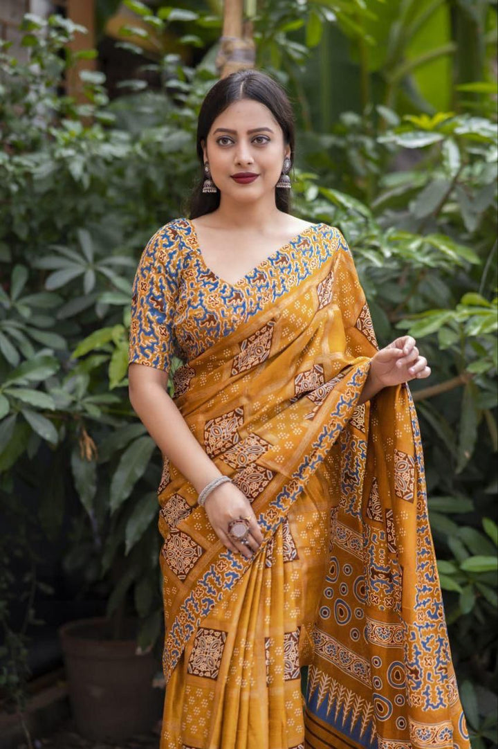 New printed saree for women