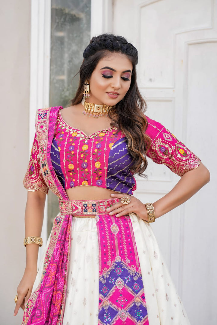 Maharani  Lehenga  Choli  (Full Stitched)