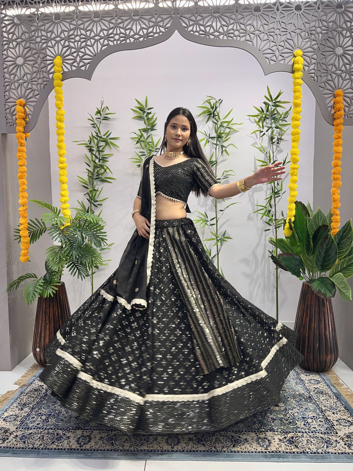 Chamkila Lehenga (Full Stitched)