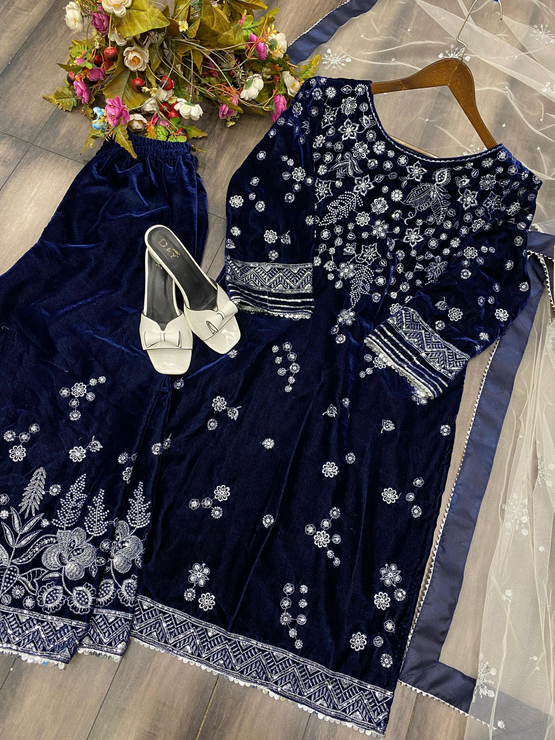 WINTER SEASON WEAR VELVET SEQUENCE EMBROIDERY WORK SUIT PANT WITH DUPATTA