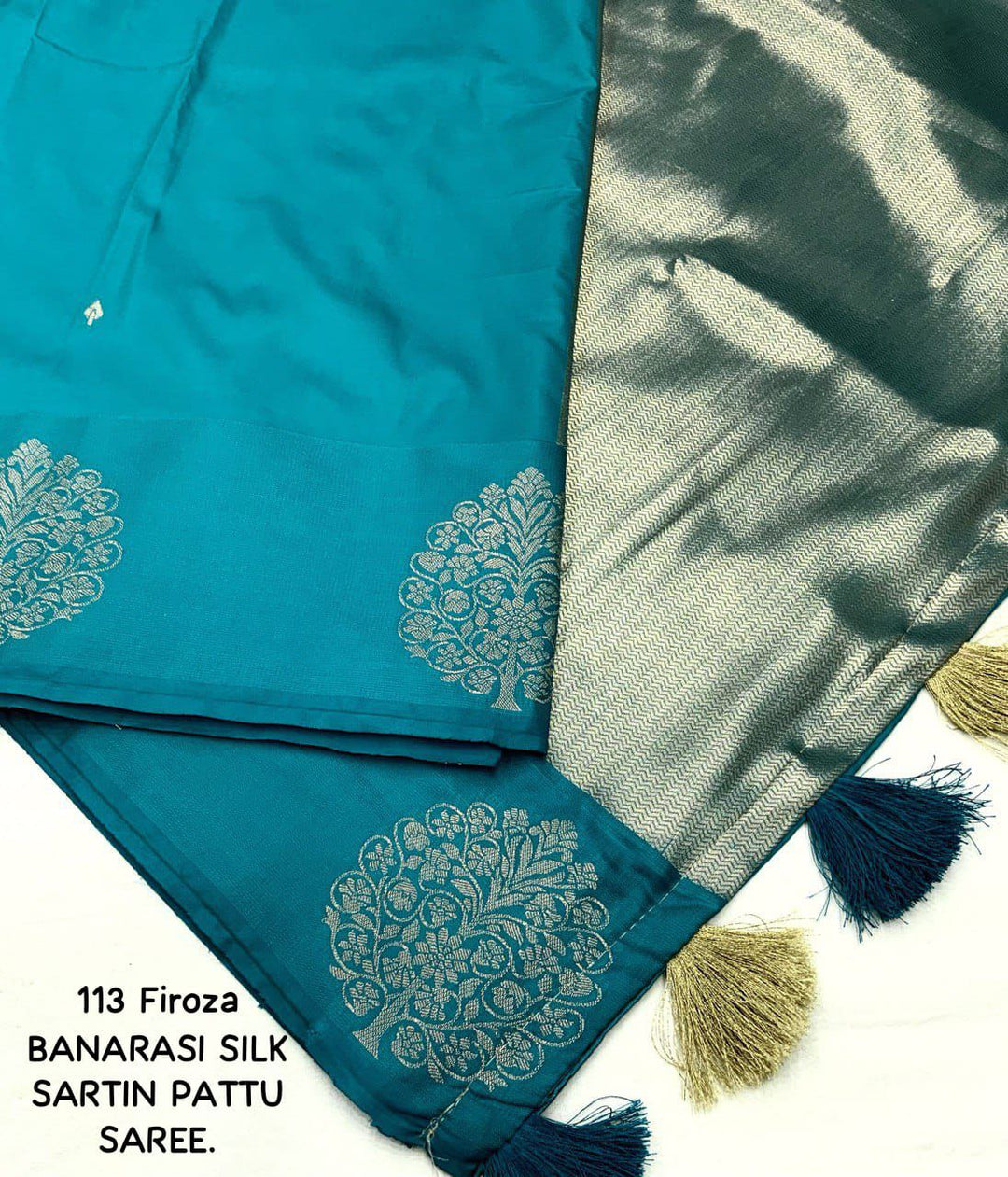 new trending pattern in soft silk woven saree for women