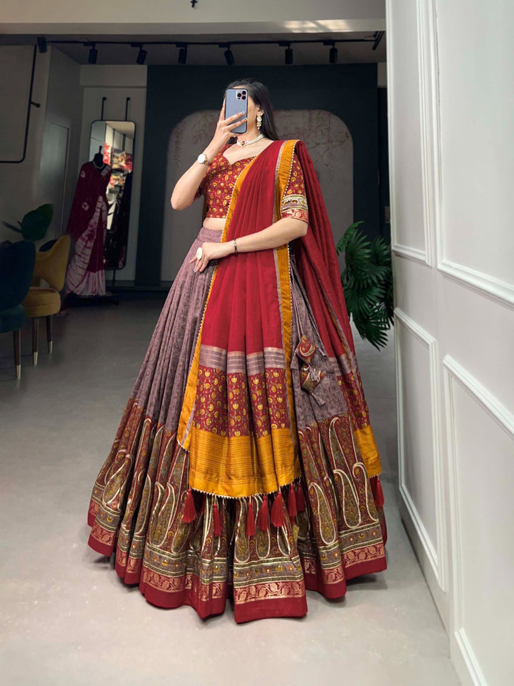 MEELANA Breathtaking tussar silk lehenga choli featuring stunning Kashmiri print